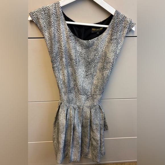 Angel Eye London Black White Sleeveless A-line knee length Dress women's size S - Picture 2 of 11